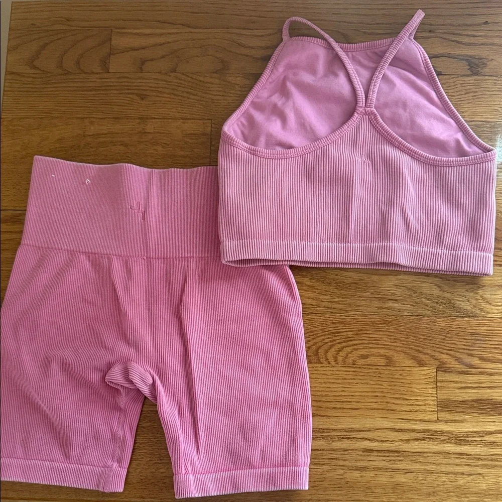 Pink JoyLab Workout Set - Picture 2 of 4